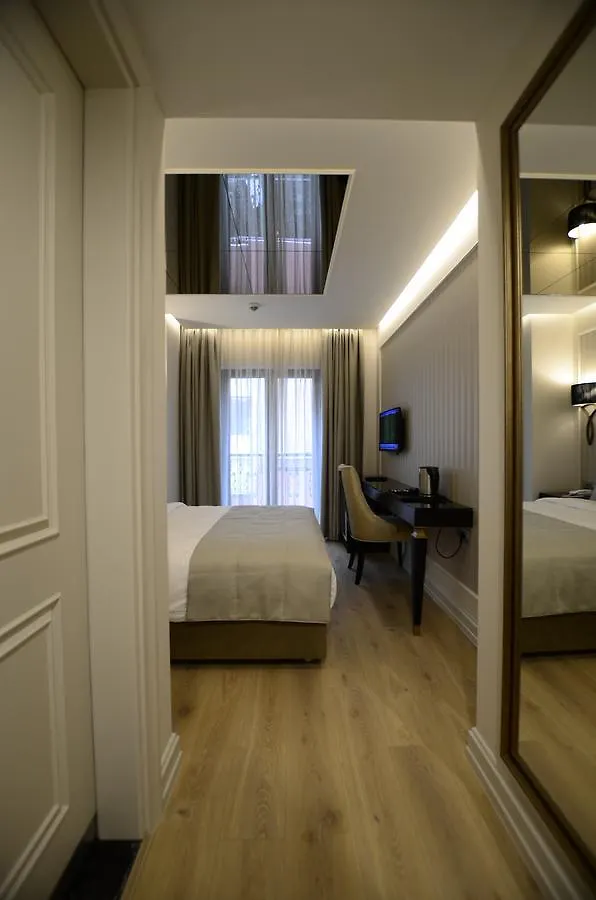 Le Petit Palace Hotel - Special Category Istanbul
